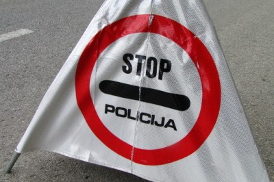 Policija