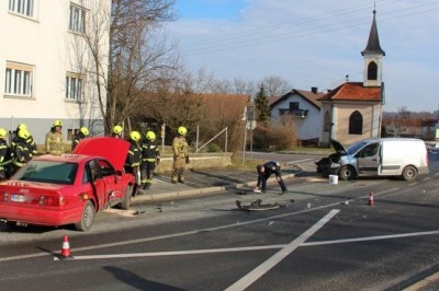 Prometna nesreča v Stročji vasi