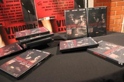Vinopiri: Krvni davek na DVD-ju