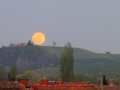 Vzhajajoča Luna