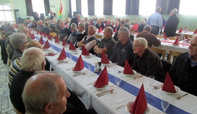 Srečanje starejših gasilk in gasilcev GZ Križevci Srečanje starejših gasilk in gasilcev GZ Križevci