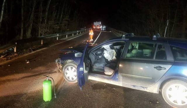 Trčenje osebnega in kombiniranega vozila, foto: PGD Gornja Radgona