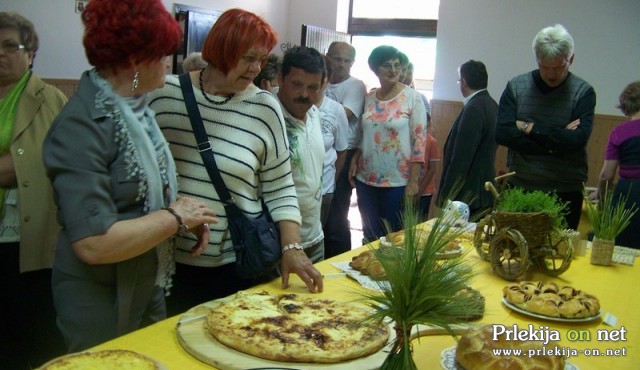Kulinarična razstava Dobrote naših gospodinj Kulinarična razstava Dobrote naših gospodinj