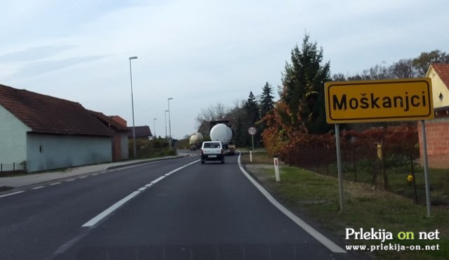 Vozili sta trčili na cesti Borovci–Moškanjci