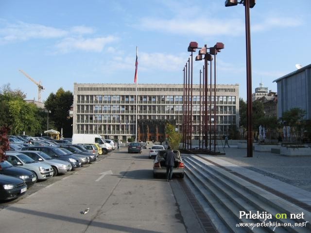 Parlament Parlament