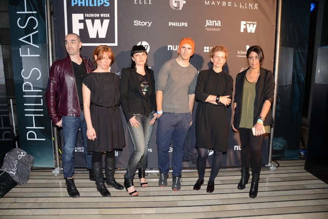 Sofia Nogard, Tanja Zorn, Miro Mišljen, Niti Niti (Simona Muc) in Alice Bossman, foto: Sašo Radej Sofia Nogard, Tanja Zorn, Miro Mišljen, Niti Niti (Simona Muc) in Alice Bossman, foto: Sašo Radej