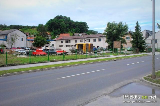 Zemljišče z opuščenimi objekti ob Ormoški cesti v Ljutomeru Zemljišče z opuščenimi objekti ob Ormoški cesti v Ljutomeru