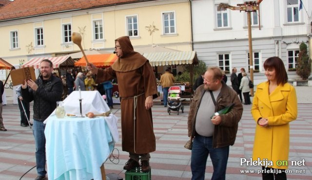 Krst mošta Krst mošta
