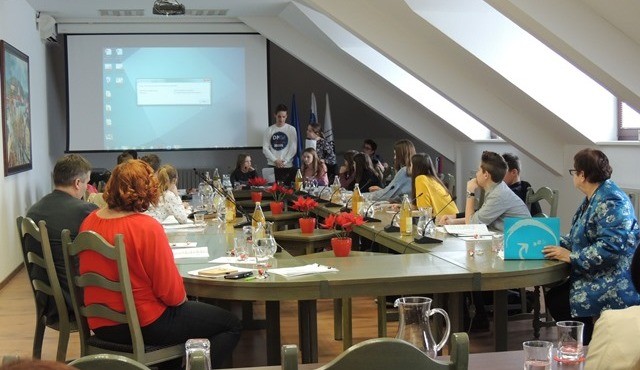 Medobčinski otroški parlament Medobčinski otroški parlament