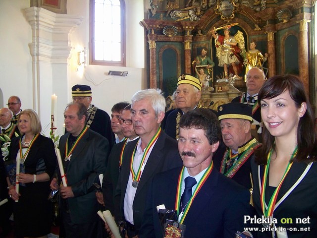 Vinski vitezi na srečanju v Veržeju Vinski vitezi na srečanju v Veržeju