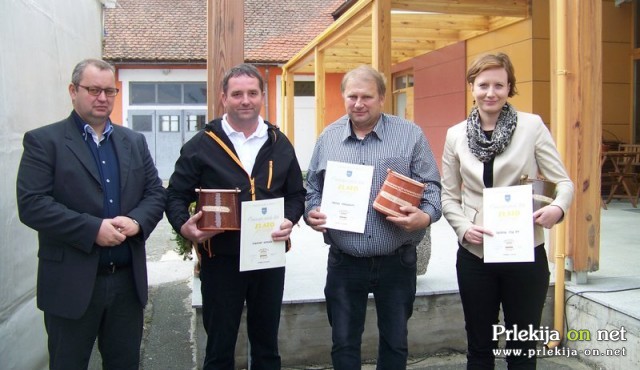 Slavko Petovar, Marjan Koroša, Daniel Vargazon in Panvita Mir, d.d. Gornja Radgona Slavko Petovar, Marjan Koroša, Daniel Vargazon in Panvita Mir, d.d. Gornja Radgona