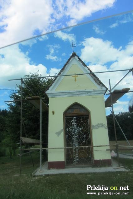 Vaška kapela v Logarovcih