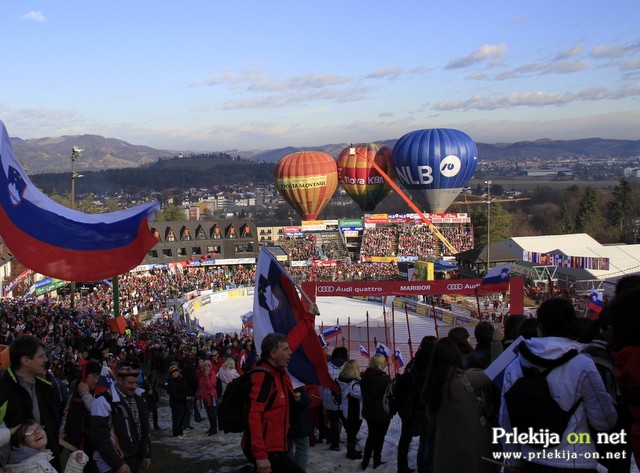 Snežni stadion Snežni stadion