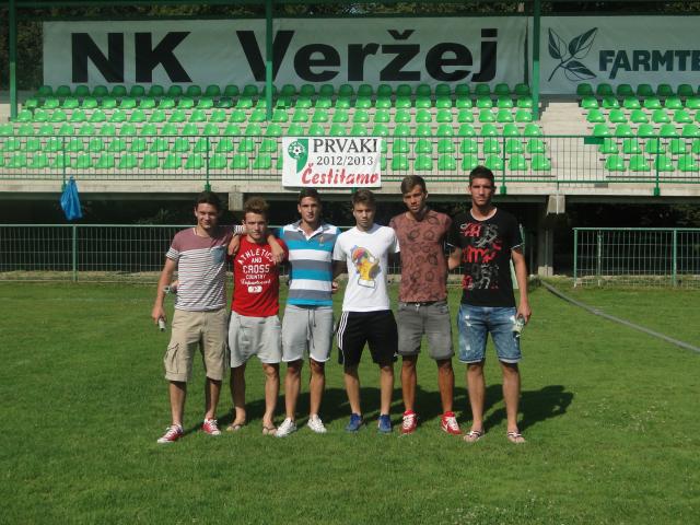 Mariborski mladeniči v Veržeju, foto: nkverzej.si Mariborski mladeniči v Veržeju, foto: nkverzej.si