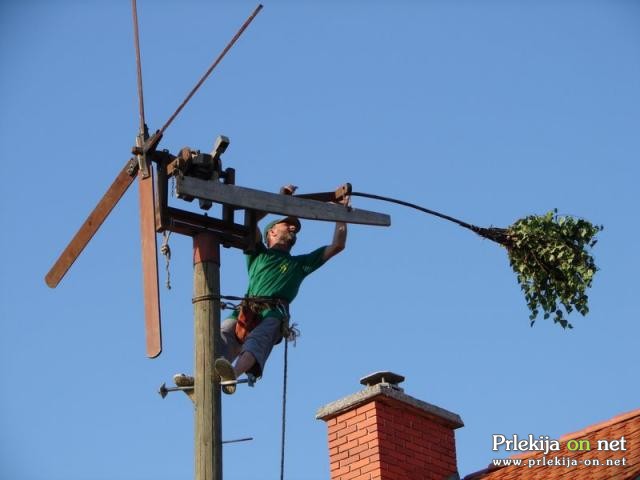 Postavljanje klopotca