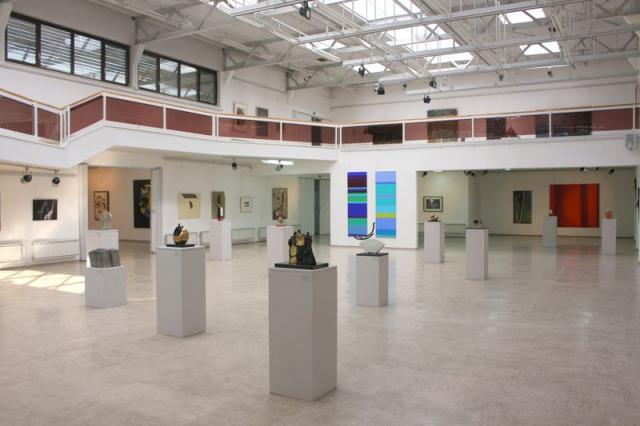 Vodstvo po razstavi v Galeriji Murska Sobota