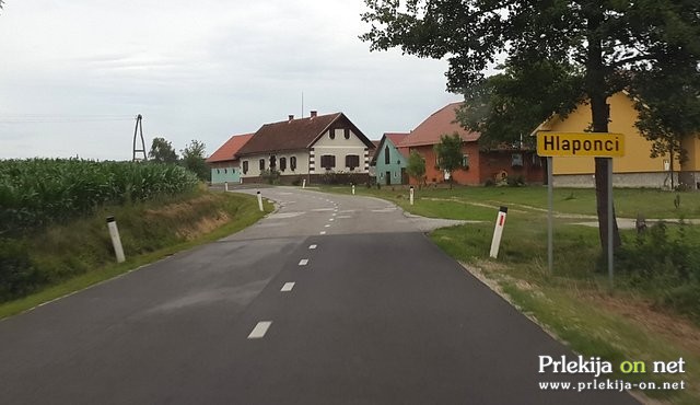 Prometna nesreča se je zgodila v Hlaponcih Prometna nesreča se je zgodila v Hlaponcih