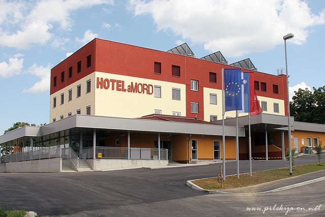 Hotel aMord