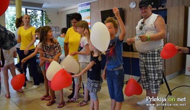 Karaoke in počitniški tabor