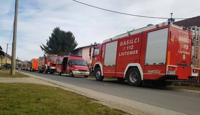 Posredovali so gasilci PGD Ljutomer, Cven, Spodnje Krapje, Zgornje Krapje in Mota Posredovali so gasilci PGD Ljutomer, Cven, Spodnje Krapje, Zgornje Krapje in Mota