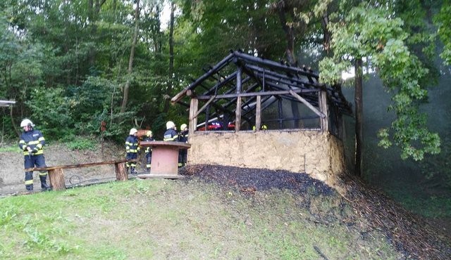 Zagorela je hišica na turistični poti, foto: PGD Razkrižje Zagorela je hišica na turistični poti, foto: PGD Razkrižje