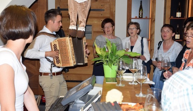 Zapojmo Sloveniji v Enoteki Ljutomer Zapojmo Sloveniji v Enoteki Ljutomer