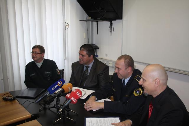 Tiskovna konferenca, foto: PU Maribor Tiskovna konferenca, foto: PU Maribor