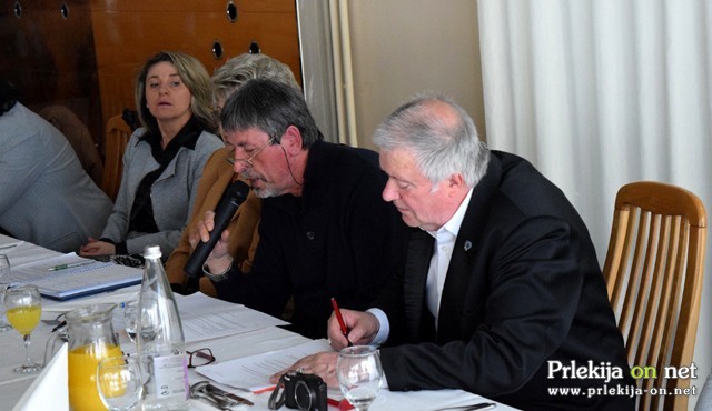 O delu v 2016 poroča predsednik Franc Gobar O delu v 2016 poroča predsednik Franc Gobar