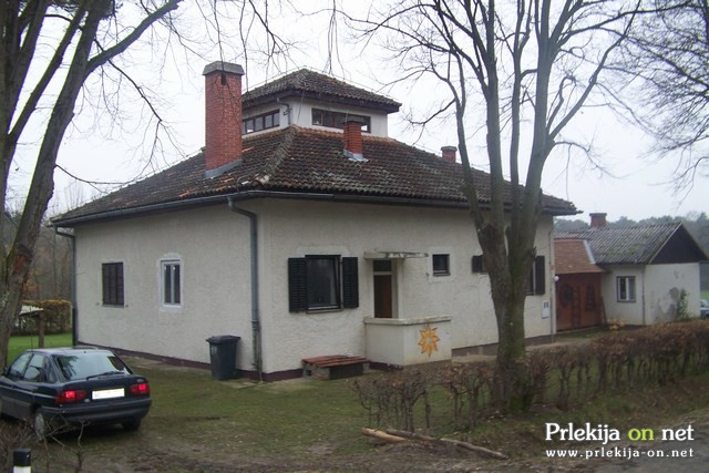Že od maja zaprta Komuna za odvisnike na Kobilju