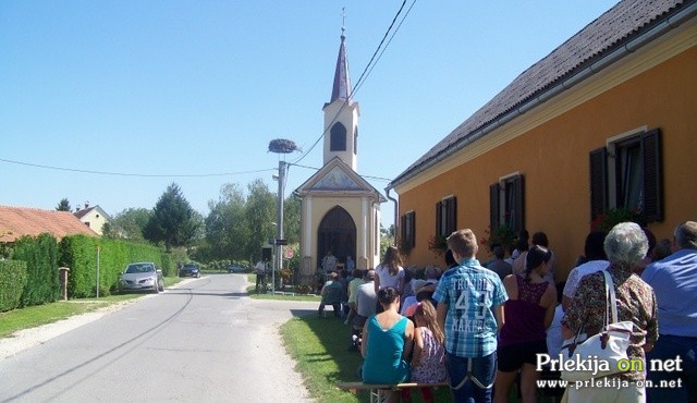 Žegnanje ob Marijinem prazniku v Babincih